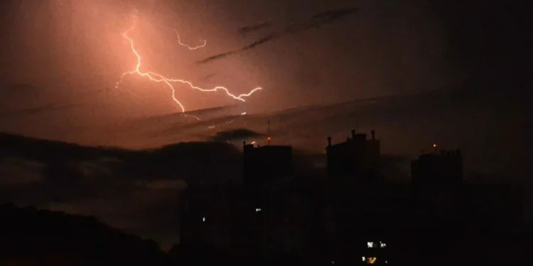 Ciclone extratropical se forma no sul do RS e dá origem a nova frente fria