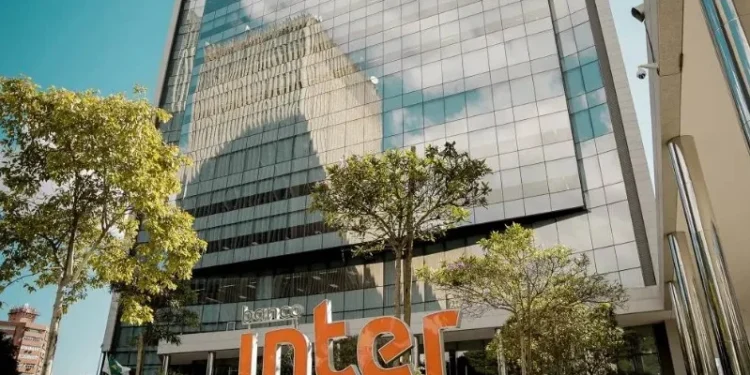 BC deve manter juros em 10,5% até 2025, diz Inter, apesar de ver queda mais lenta da inflação
