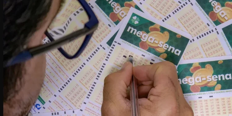 Mega-Sena 2765: sorteio desta quinta (22) tem prêmio estimado em R$ 30 milhões