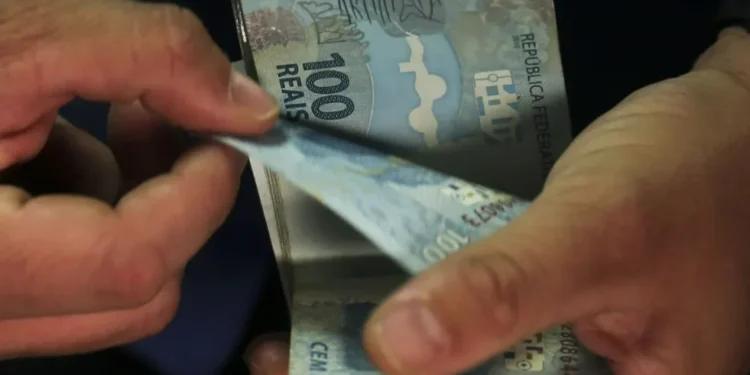 Renúncia fiscal com desonerações chega a R$ 10,1 bilhões em julho, diz Receita