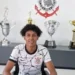 Rejeição faz Corinthians voltar atrás em contratação de goleiro que virou lateral