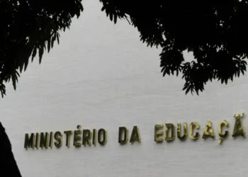 MEC amplia oferta de cursinhos populares que serão atendidos pela Rede Nacional de Cursinhos Populares (CPOP)  • Rafa Neddermeyer/Agência Brasil  • Marcos Oliveira/Agência Senado
