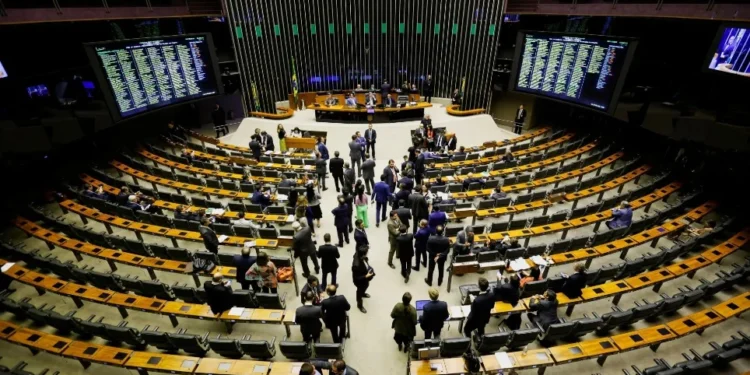 Câmara dos Deputados aprova atualização da Lei Geral do Turismo