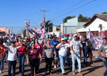 Caravana 77 é recebida no Setor Santos Dumont