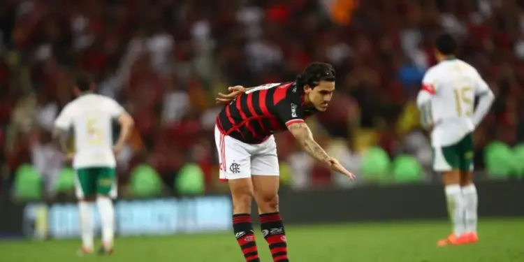 Copa do Brasil: Flamengo domina Palmeiras e abre boa vantagem nas oitavas