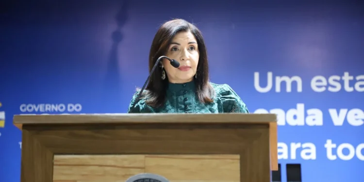 Governo do Tocantins nomeia Irana de Sousa como nova procuradora-geral do Estado