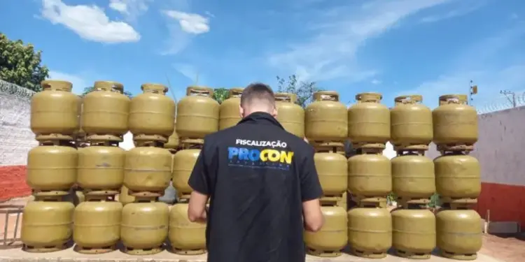 Procon Tocantins divulga pesquisa de preços do gás de cozinha em 12 cidades do Estado