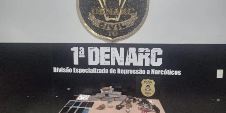 Mais de 3kg e armas foram apreendidas durante a ação da Denarc - Palmas - Rogério Oliveira/Governo do Tocantins