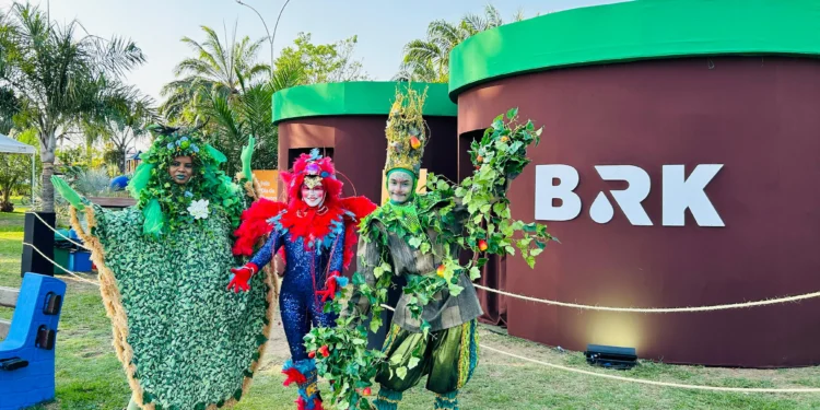 Ações da BRK alcançam mais de 2,4 mil pessoas durante a Semana da Árvore