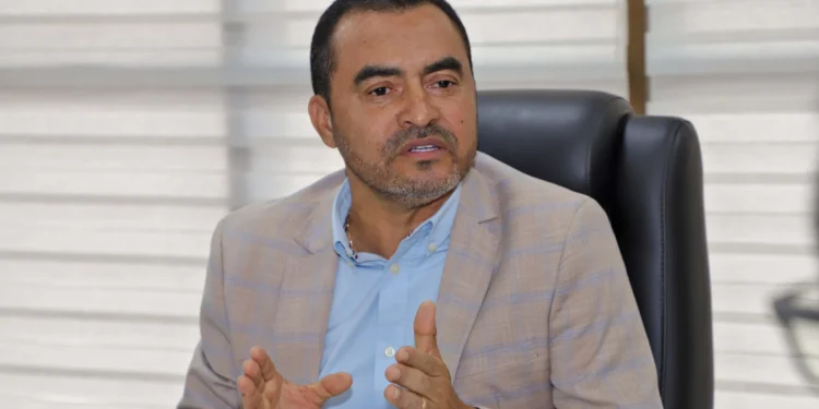 Governador Wanderlei Barbosa garante com ministro da Defesa do Brasil, José Múcio, apoio do Exército para combater queimadas no Estado