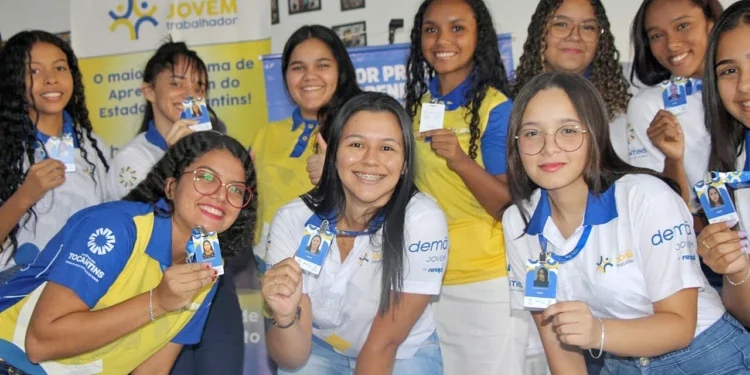 Programa Jovem Trabalhador é o maior programa de primeiro emprego do Norte do Brasil (Foto: Alexandre Alves/Governo do Tocantins)