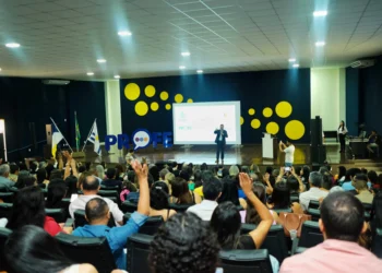 Formação reuniu cerca de 300 gestores escolares