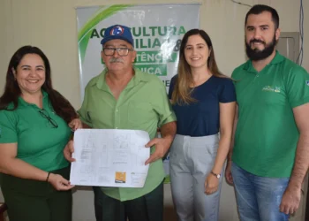 Equipe do Ruraltins atende na Sede Central, produtor de embutidos para desenvolver projeto agroindustrial no município de Barrolândia