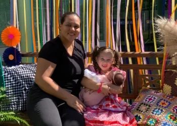 A autônoma Pâmela Pereira usa o SUS para manter a saúde da família – Arquivo pessoal