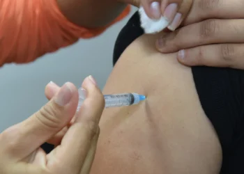 A campanha de vacinação contra influenza inicia nesta segunda, 02