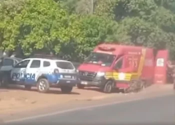 Briga de bar em Colinas do Tocantins deixou duas pessoas gravemente feridas — Foto: Reprodução/Redes Sociais