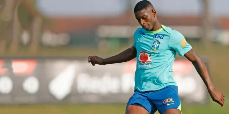 Luiz Henrique no CT do Caju • Rafael Ribeiro/CBF