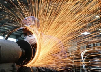 Indústria avançou 0,9% no segundo trimestre de 2023 • Reuters/China Daily