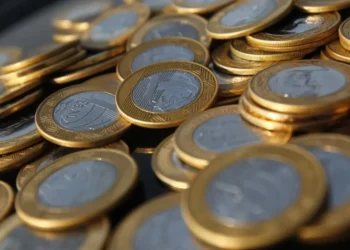 Construção avalia que BC ainda tem espaço para reduzir Selic • 15/10/2010 - REUTERS/Bruno Domingos