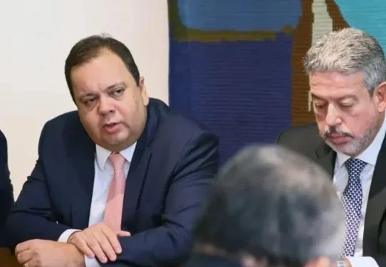 Resumo de sábado: os bastidores da sucessão pela presidência da Câmara