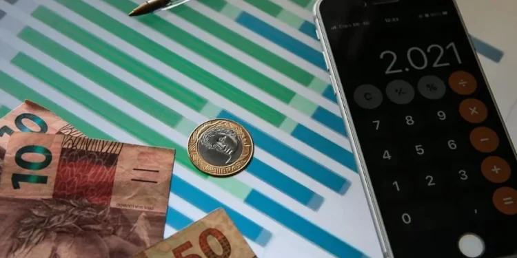 Municípios contrariam tendência histórica e aceleram PPPs às vésperas de eleições