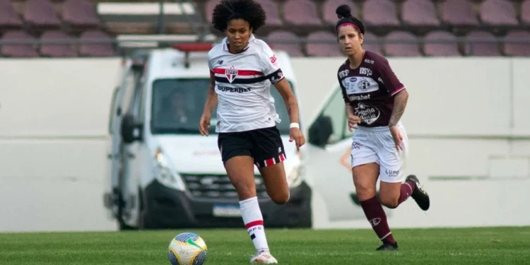 Nos pênaltis, São Paulo bate Ferroviária e classifica para final do Brasileirão Feminino