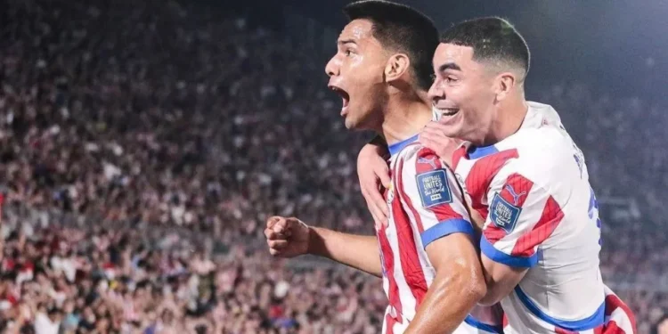 Paraguai derrotou o Brasil pelas Eliminatórias da Copa • Reprodução/Albirroja