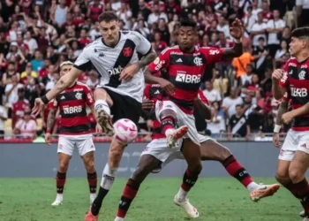 Flamengo e Vasco se enfrentam no Maracanã • Leandro Amorim /Vasco