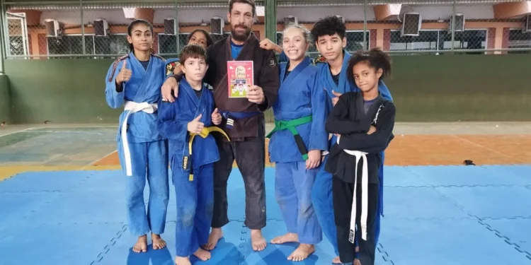 Lançamento do Livro: “Jiu-Jitsu e Educação: Aplicações Práticas para o Desenvolvimento de Crianças na Escola”