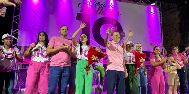 Primeira-dama reúne centenas de mulheres em evento de fortalecimento à campanha de Antônio do Bar