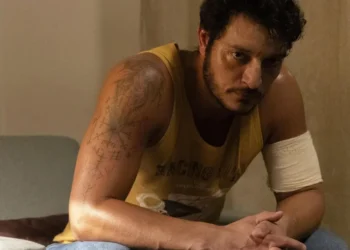 Guga (Allan Souza Lima) morrerá em "Mania de Você". • Globo/ Beatriz Damy