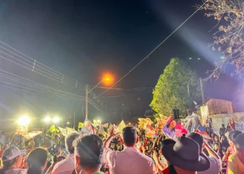 Aprijo Ribeiro e grupo realizam reunião no Setor Mustafá Bucar