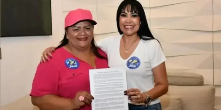 Líder comunitária Cida Rozeno troca Geo por Janad e justifica: “Meu sonho é ser vereadora de Palmas, e, neste momento, estou indo em busca desse sonho”
