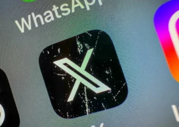 X (antigo Twitter) • Matt Cardy/Getty Images