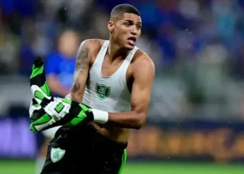 Rodrigo Varanda em ação pelo América-MG • Mourão Panda/ América