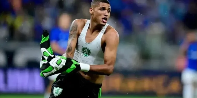 Ex-Corinthians, Rodrigo Varanda anuncia aposentadoria aos 21 anos: “Virar CLT”