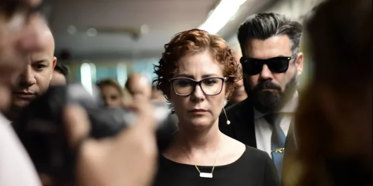 Internação de Zambelli e ausência de testemunhas esvaziam oitiva no STF