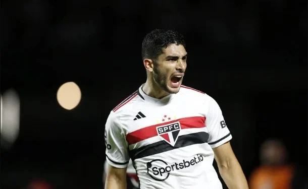 Vínculo do jogador Michel Araújo com o Tricolor Paulista vai até o fim de 2024 • Foto: Paulo Pinto / saopaulofc.net