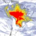 Mapa mostra corredor de fumaça no Brasil