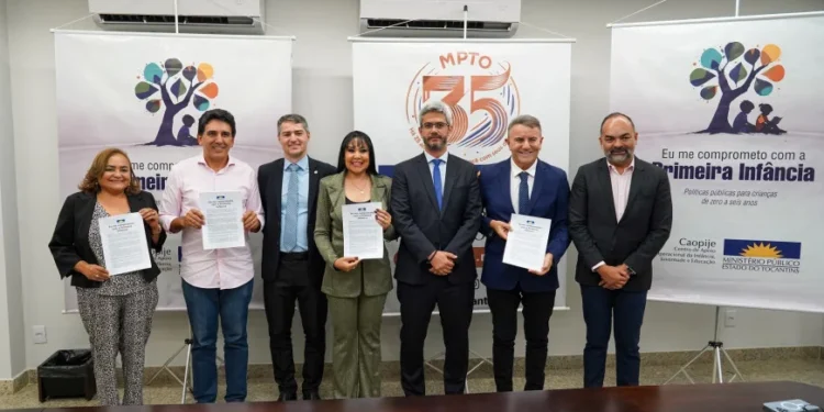 Candidatos à Prefeitura de Palmas firmam compromisso em defesa da 1ª infância