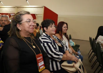 A secretária-executiva Valéria Kurovski prestigiou a solenidade de abertura da Fenacce - Kadu Souza /Governo do Tocantins