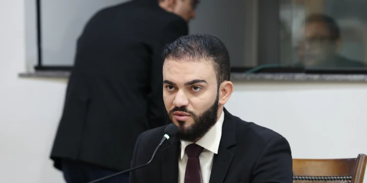 Léo Barbosa apresenta Projeto de Lei para Incentivar a Musicoterapia no Tocantins