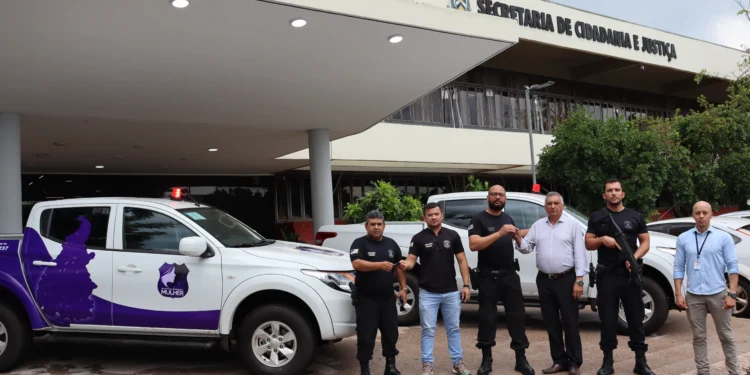 Governo do Tocantins entrega viaturas à Polícia Penal do Estado
