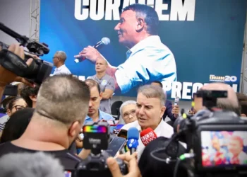 Coletiva de Imprensa com Eduardo Siqueira Foto: Divulgação