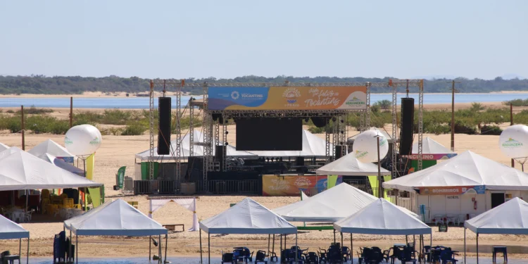 Governo do Tocantins realiza premiação aos municípios que se destacaram na Temporada de Praia 2024