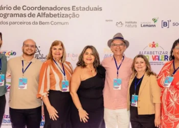 Participantes do Seminário de Coordenadores Estaduais dos Programas de Alfabetização em Fortaleza, compartilhando conhecimentos e práticas para aprimorar a alfabetização em todo o país - Foto: Dicom Seduc/Governo do Tocantins file_download