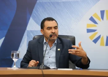 Governador Wanderlei Barbosa cria grupo de trabalho e determina providências imediatas em relação à BRK em Palmas;