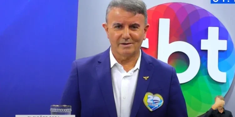 Em debate, Eduardo mantém postura e equilíbrio e apresenta propostas para a Capital