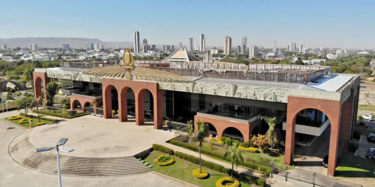 Decreto nº 6.858, publicado no DOE desta quinta-feira,17, transfere o ponto facultativo do Dia do Servidor Público de 28 de outubro para 1º de novembro de 2024 - Crédito: Divulgação/Governo do Tocantins