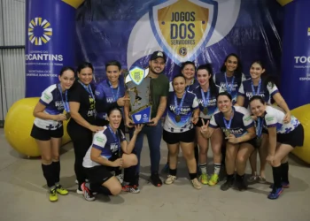 Governo do Tocantins premia os campeões do futsal e voleibol da regional de Palmas dos Jogos dos Servidores.